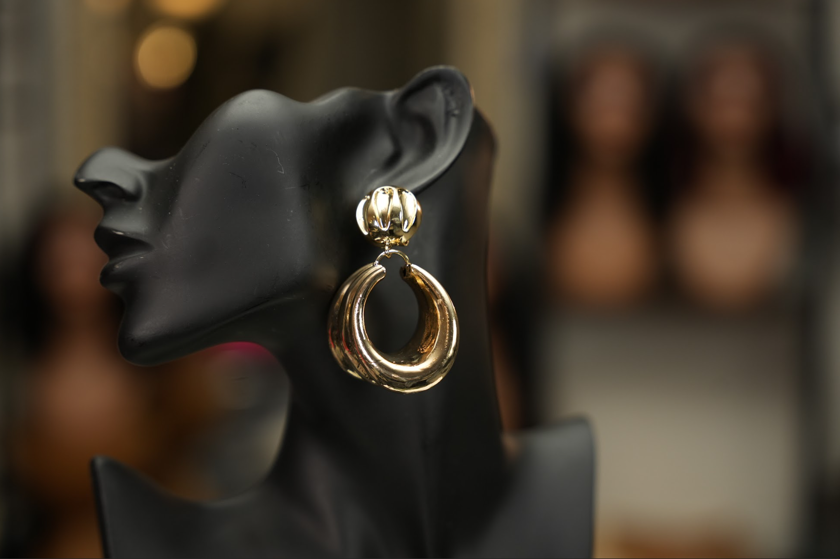 Nana gold earrings